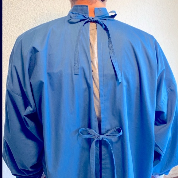 Surgical Gown! Washable Reusable PPE (Personal Protective Equipment) - Picture 5 of 7
